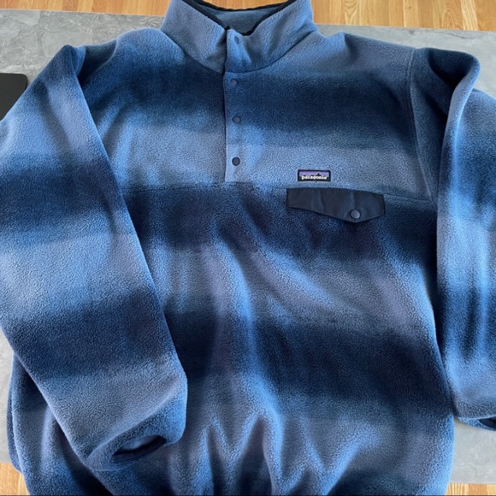 PATAGONIA Men's XL Synchilla SNAP T relaxed-fit Fleece Blue Stripe Print